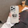 Coque de protection iPhone nacrée avec miroir cœur, perles et couronne – Design chic et maquillage pratique